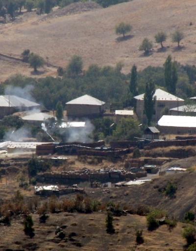 PKK Derecikte üs bölgesine saldırdı