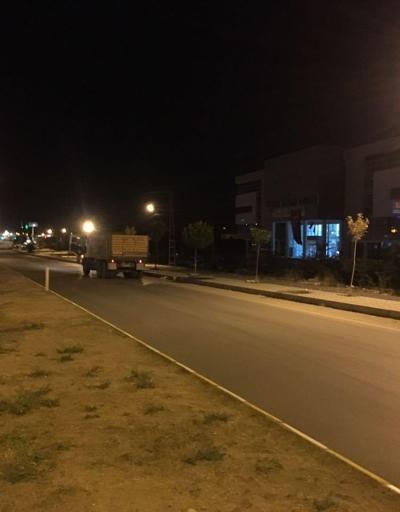 Ercişte belediye binası önünde bomba yüklü kamyon ele geçirildi