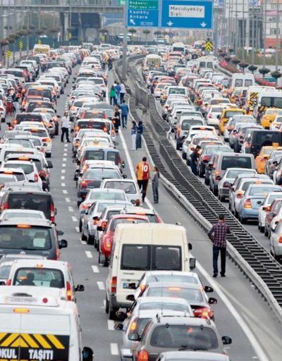 Trafikteki araç sayısı Ocak ayında 106 bin adet arttı