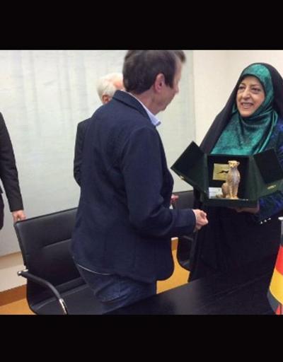 Kadın bakanı erkek zanneden İran basını, ülkeyi ayağa kaldırdı