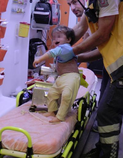 1 yaşındaki çocuk kolunu kıyma makinesine kaptırdı
