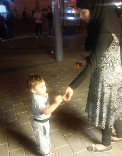 Arap turist çocuğunu Taksimde iple bağlayarak gezdirdi
