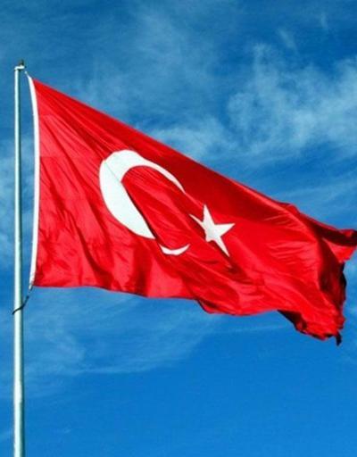 Sakarya Valiliğinden Türk bayrağı açıklaması