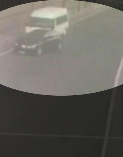 Diyarbakırdaki hain saldırıda kullanılan minibüs kameraya yansıdı