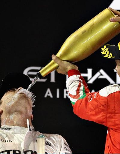Formula 1de Nico Rosberg şampiyon oldu