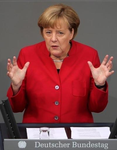 Angela Merkelin Türkiye formülü: Müzakereler sürsün, yeni fasıl açılmasın