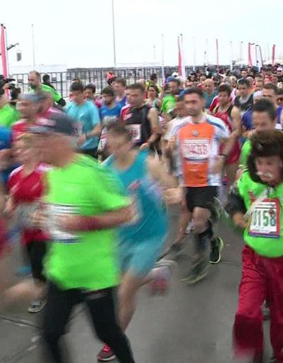 İstanbul Yarı Maratonu ilk 10a girdi