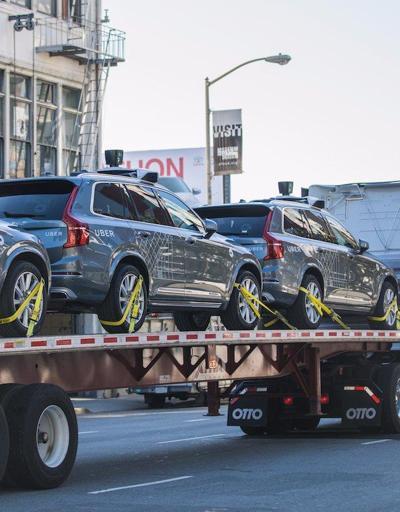 Uberün trafik kuralı dinlemeyen sürücüsüz araçları Kaliforniyadan kovuldu