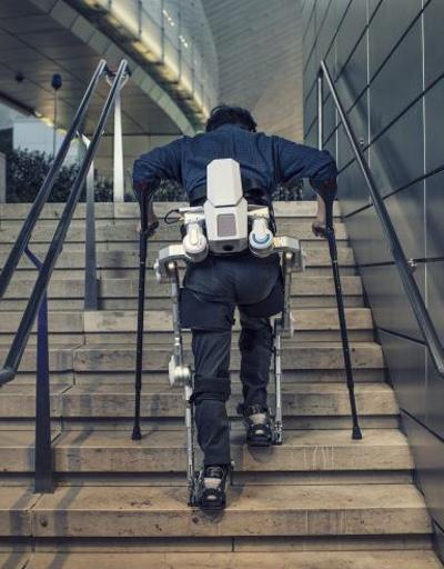 Hyundaiden tek şarjla 4 saat sizin yerinize yürüyen giyilebilir robot