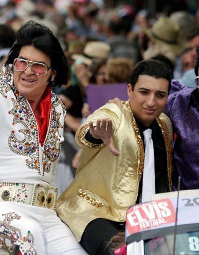 Elvis hayranları Avustralyadaki festivalde buluştu