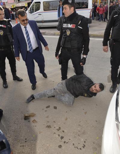Adanada kuzenler çatıştı: 4 yaralı