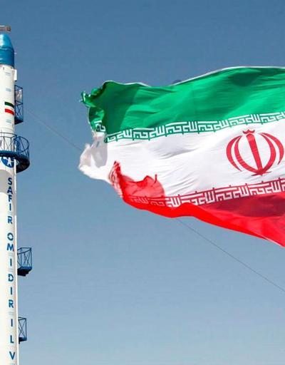 İran, ABD yaptırımlarına füzeyle yanıt verecek