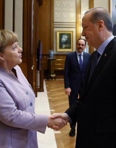 Erdoğandan Merkelin sözlerine tepki