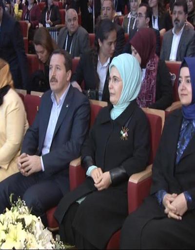 Emine Erdoğan: Genç kızlarımızın üniversite kapılarına ah bıraktığı günler...