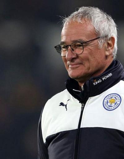 Leicester City Ranieriye sahip çıktı