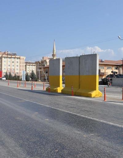 Gaziantepte olası terör saldırılarına karşı beton bloklu önlem