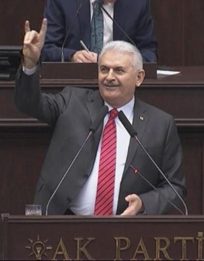 Başbakanın Bozkurt işareti siyasi tartışma başlattı