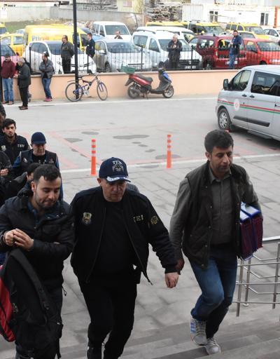 Edirnede 18 rütbeli asker gözaltına alındı