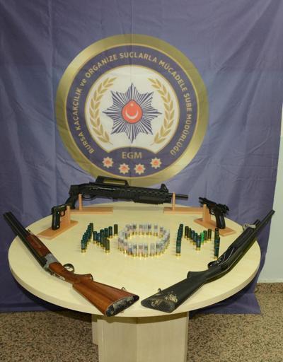 Bursada ruhsatsız silah operasyonu: 15 gözaltı