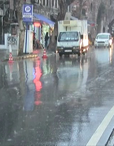 Meteorolojiden İstanbul için yağmur Ankara için kar uyarısı