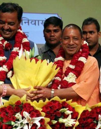 Hindistanın Uttar Pradeş eyaletine İslam karşıtı başbakan seçildi