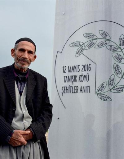 PKKnın öldürdüğü 16 köylü için anıt mezar