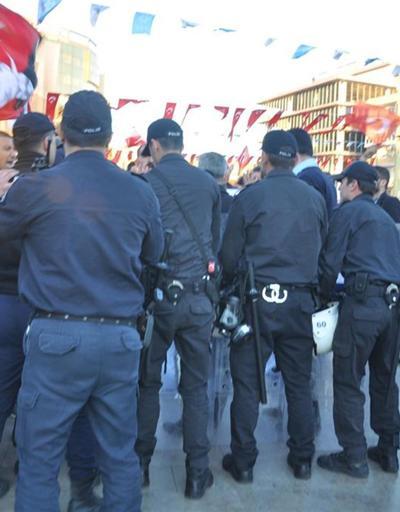 YSKyı protesto etmek isteyen CHPlilere polis engeli