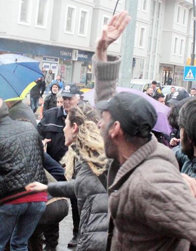 Uşaktaki YSK protestosuna polis müdahalesi