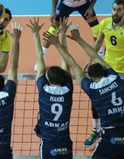 Fenerbahçe kaybetti, Arkas finalde