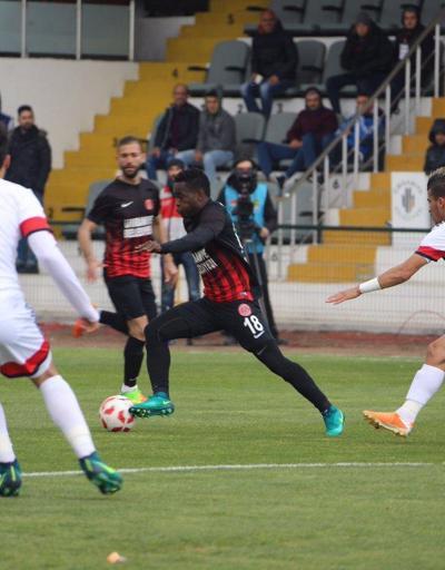 TFF 1. Lig: Ümraniyespor 2-2 Mersin İdmanyurdu