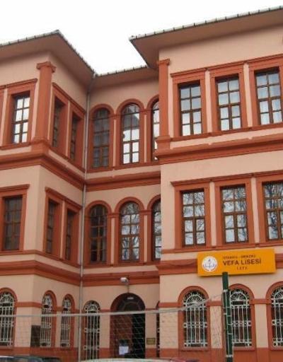 İstanbulun iki köklü okulunun yurtlarında cinsel taciz şikayeti