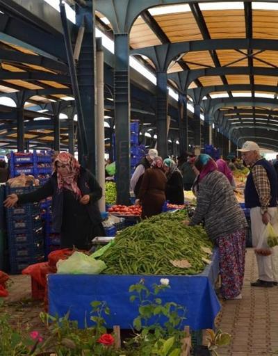 Sebze meyve ucuzladı: Müşteriler Ramazana yordu