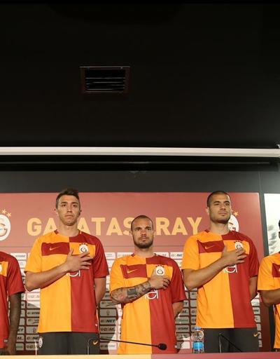 Galatasaraylı futbolcular surat astı