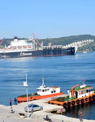 Türk Akımı için gelen gemi, Çanakkale Boğazında