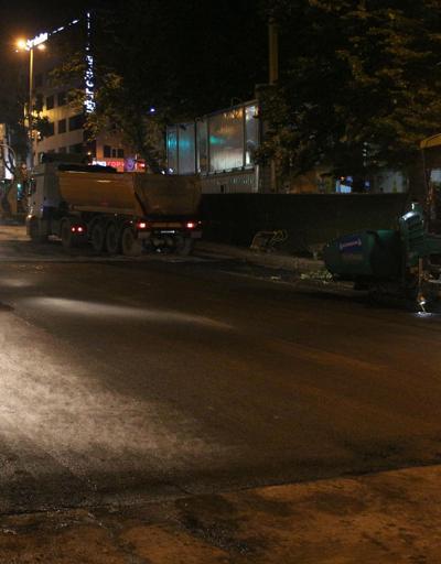 Beşiktaşta çöken yol tekrar trafiğe açıldı
