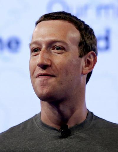 Facebookun kurucusu Mark Zuckerbergten bir ilk