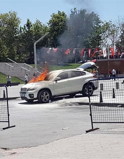 Taksim’de panik anları, lüks cip alev alev yandı