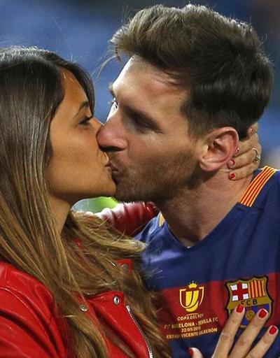 Lionel Messi evleniyor
