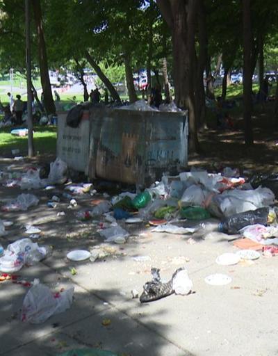 İstanbulda piknikçiler çevreye acımadı