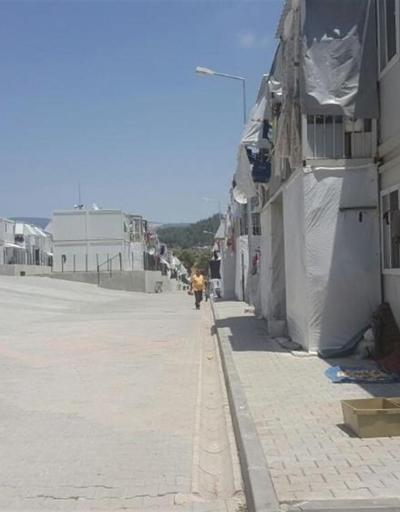 Sıcak hava Suriyeli sığınmacıları konteyner kente hapsetti