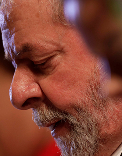 Son dakika... Eski Brezilya Devlet Başkanı Lulaya hapis cezası