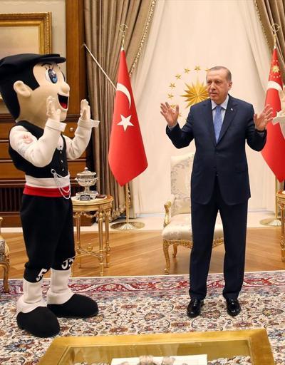 Erdoğan maskot Çakırı kabul etti
