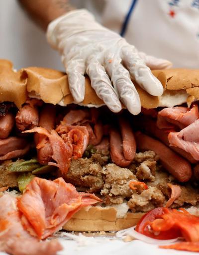 İşte dünyanın en büyük sandviçi