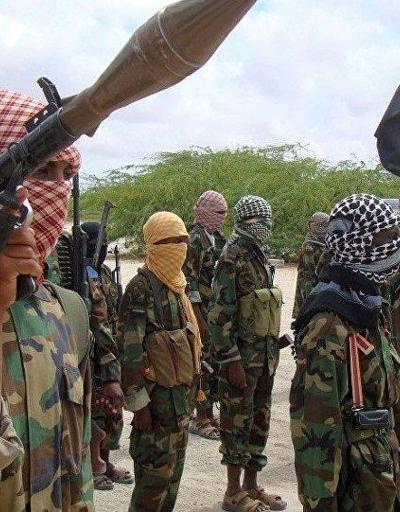 Somalide Eş-Şebabtan askeri konvoya saldırı