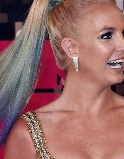 Britney Spears heykelleri için seferberlik başladı