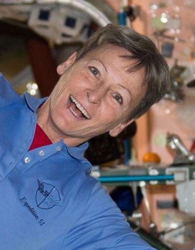 ABDli kadın astronot 288 gün sonra rekor kırarak dünyaya döndü