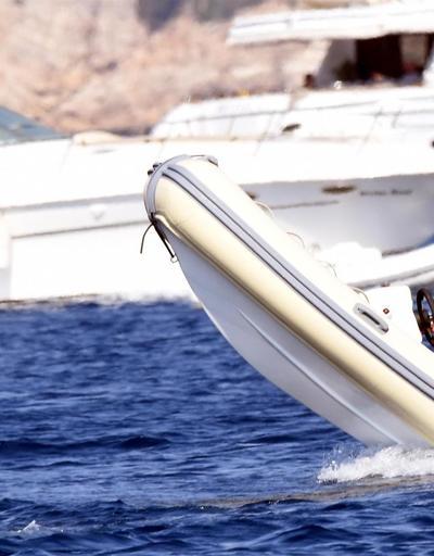 Bodrum koylarında hız teknesi kullanan çocuklar tehlike saçıyor