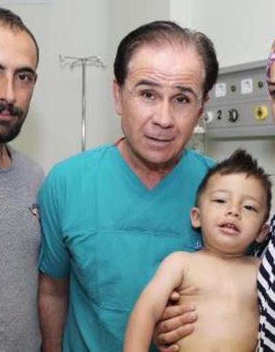 1.5 yaşındaki çocuğun kalp kapakçığındaki yarık ameliyatsız yöntemle kapatıldı