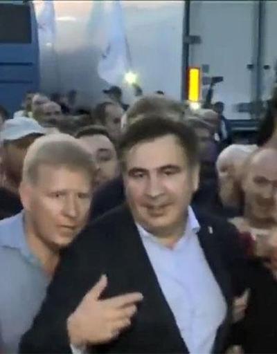Yasaklı lider Saakaşvili, Ukraynaya döndü, sınırda arbede çıktı