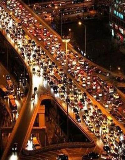 İstanbulda trafik yüzde 30 arttı